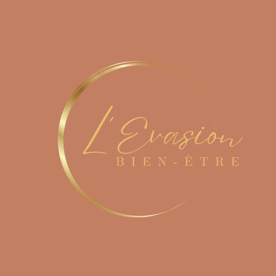 L'Evasion - Sauna Jacuzzi Cinema Tours Zewnętrze zdjęcie